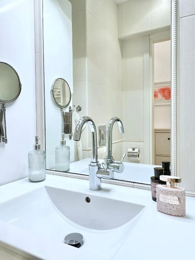 Vintage Top Centre Apartment Sofia
